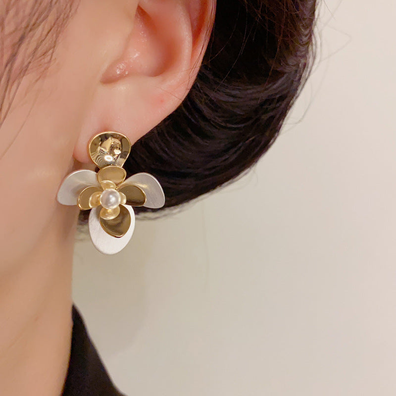 Luxury Gold-Silver Two-Tone Pearl & Petal Earrings – Floral Design