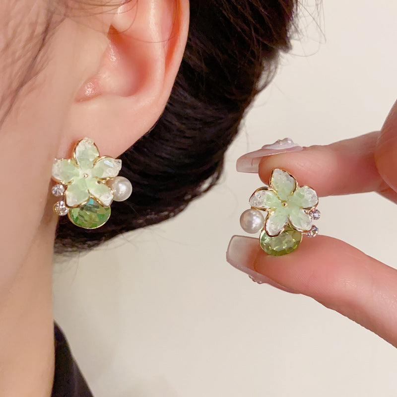 14K Gold Green Crystal Flower Pearl Stud Earrngs- Chic Elegant Design