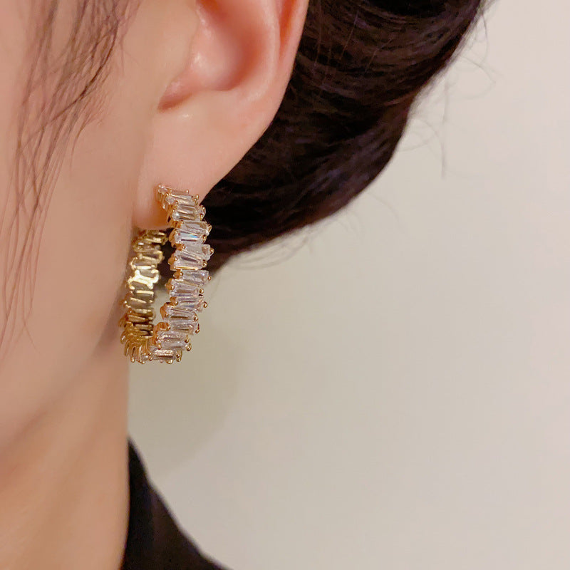Luxury Full-Zircon Geometric Hoop Gold Earrings – Elegant Design