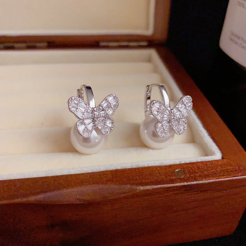 Luxury Pearl & Rhinestone Butterfly Earrings – Elegant French Design