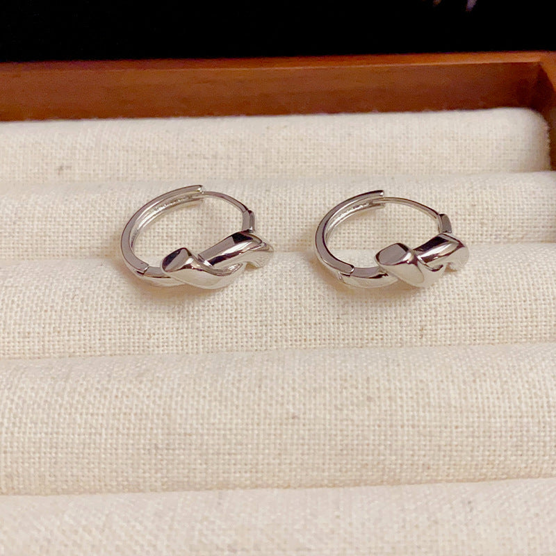 Luxury Metal Knotted Ear Cuff Earrings – Geometric Elegant Design