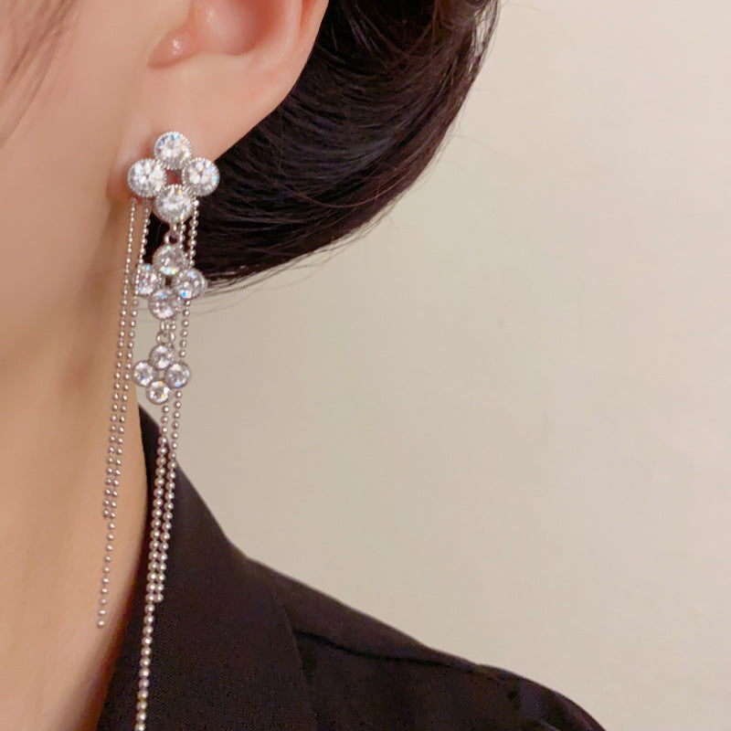 Luxury Four-Leaf Flower Long Tassel Drop Earrings – Sparkle Design