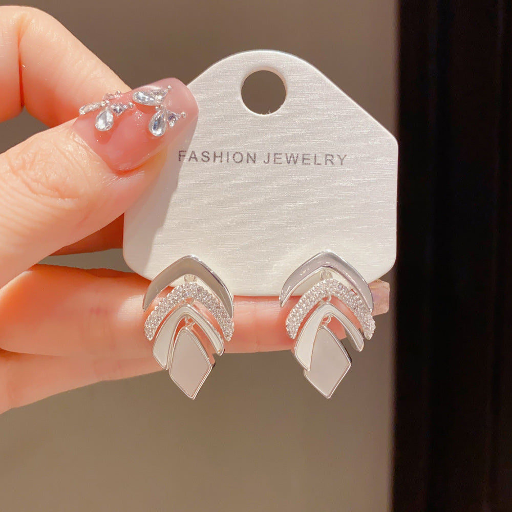 Eaioncol Vintage Silver Geometric CZ Earrings