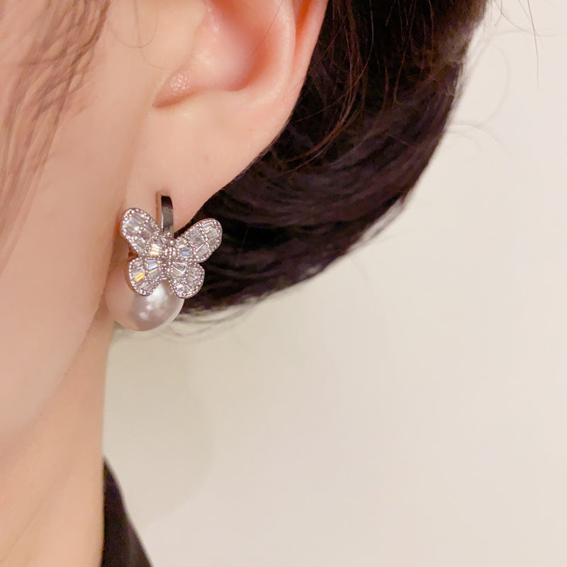 Luxury Pearl & Rhinestone Butterfly Earrings – Elegant French Design