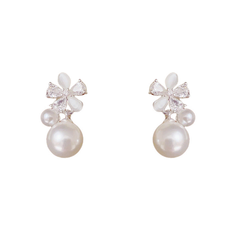Luxury Zircon Cat's Eye & Flower Pearl Stud Earrings – Elegant Design