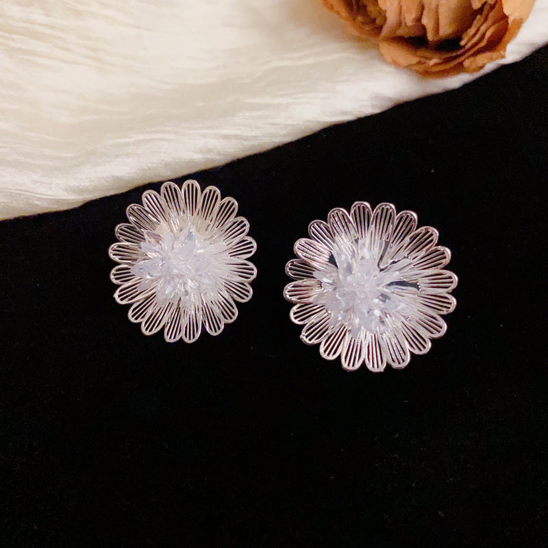 Luxury Metal Frost Flower Petal Stud Earrings – Elegant Design