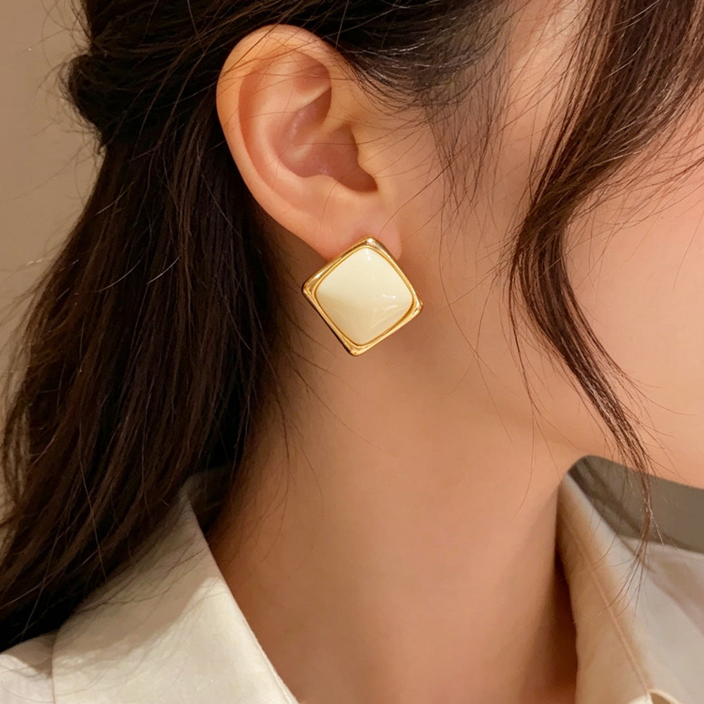 Eaioncol Geometric Resin Rhombus Stud Earrings Gold