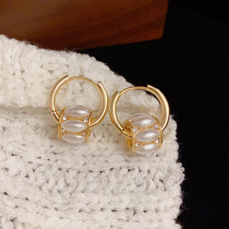 Elegant Pearl Round Ring Dual-Wear Gold Earrings – Geometric Design