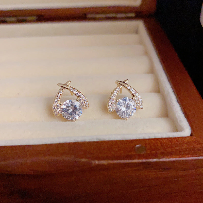 14K Gold-Plated Crystal Cross-Line Stud Earrings – Chic Geometric Design