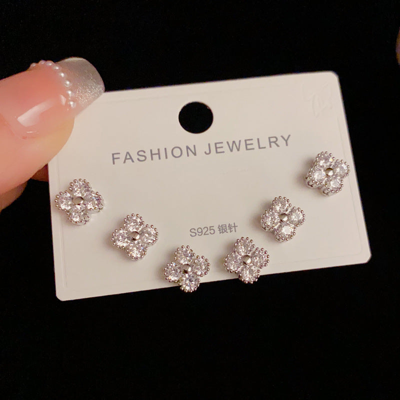 14K Gold-Plated Full Diamond 4Leaf Clover Earring Set - Elegant Design