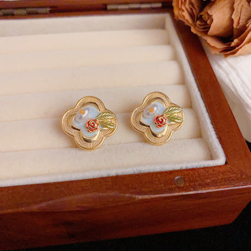 Luxury Enamel 4-Leaf Flower Stud Gold Earrings – Elegant Flower Design