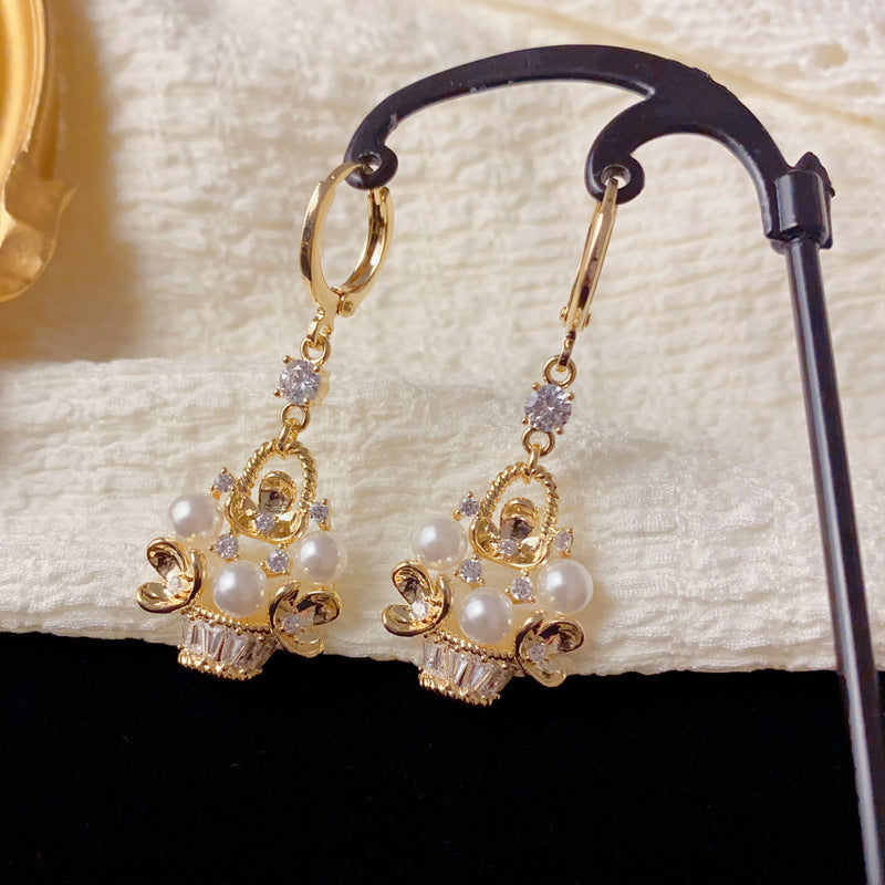 Luxury Pearl & Zircon Flower Basket Ear Cuff – French Floral Design