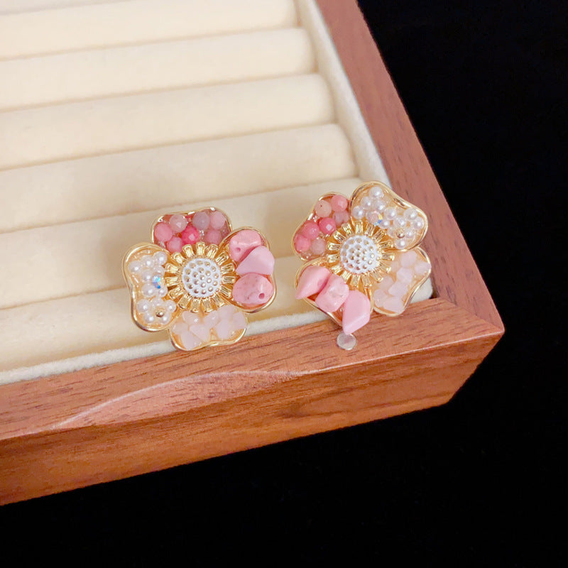 Eaioncol Vintage Crystal Bead Stone Petal Stud Earrings Gold
