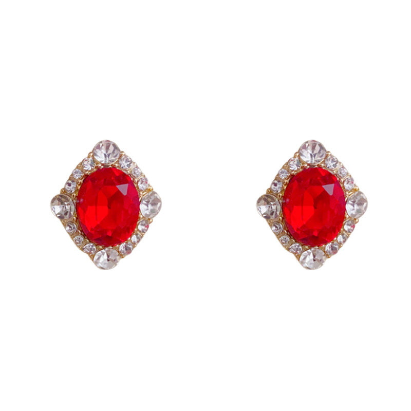 Elegant Zircon Diamond-Shaped Crystal Stud Earrings – Geometric Design