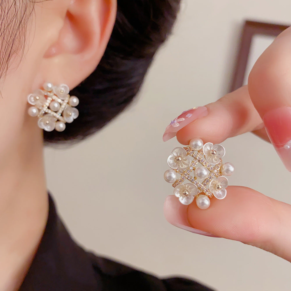 Eaioncol Floral Pearl CZ Petal Stud Earrings Gold Silver