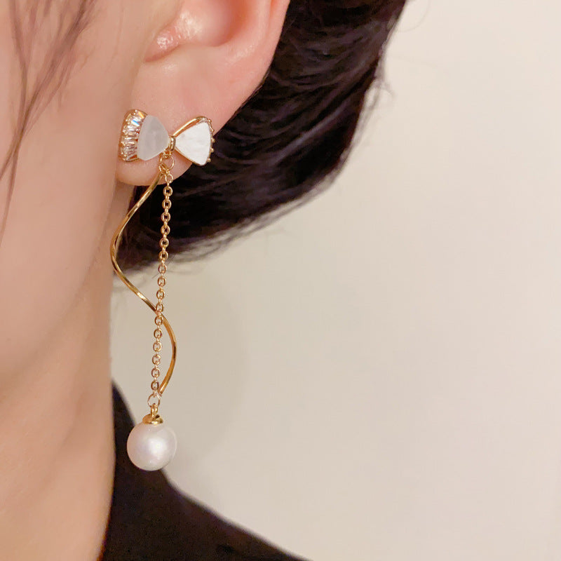 14K Gold-Plated Butterfly Knot Pearl Tassel Earrings – Elegant Design