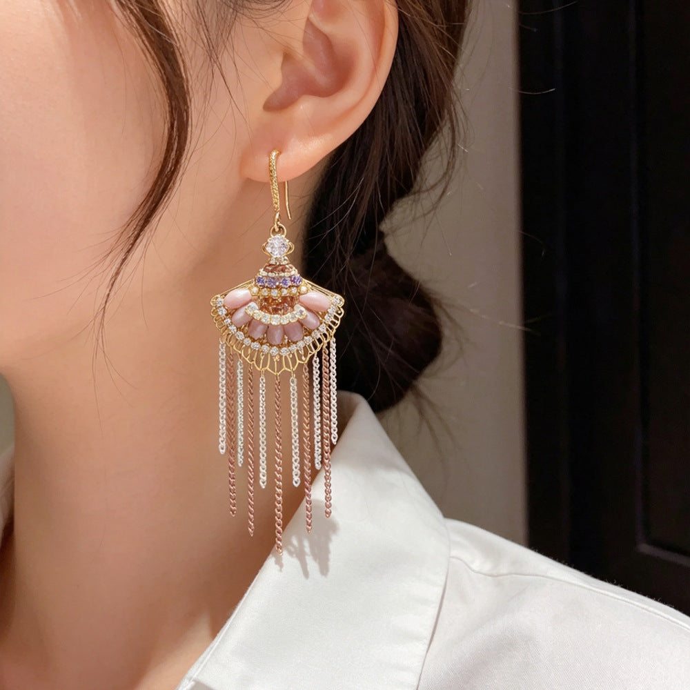 Eaioncol Fan Tassel Ear Hooks Earrings Gold