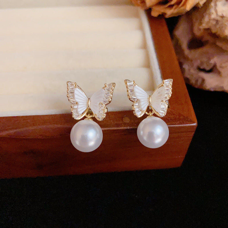 Luxury Zircon Butterfly & Pearl Earrings – Animal-Inspired Design