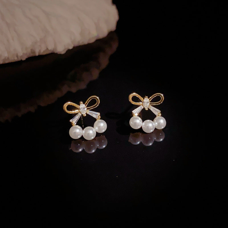 14K Gold-Plated Bow Pearl Stud Earrings – French Elegance Design