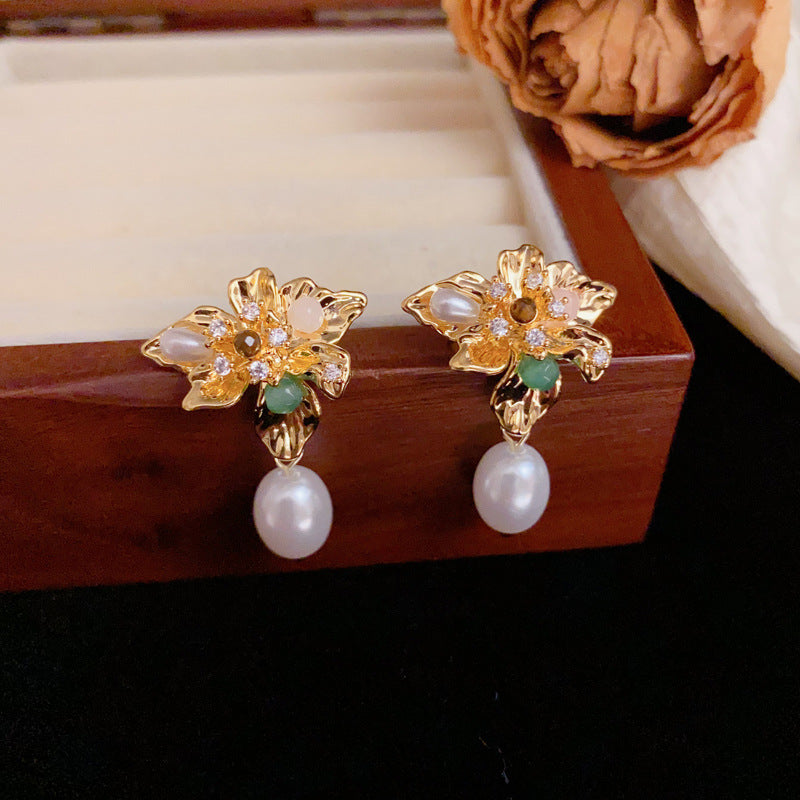 14K Gold Luxury Metal Petal & Pearl Drop Earrings – Elegant Design