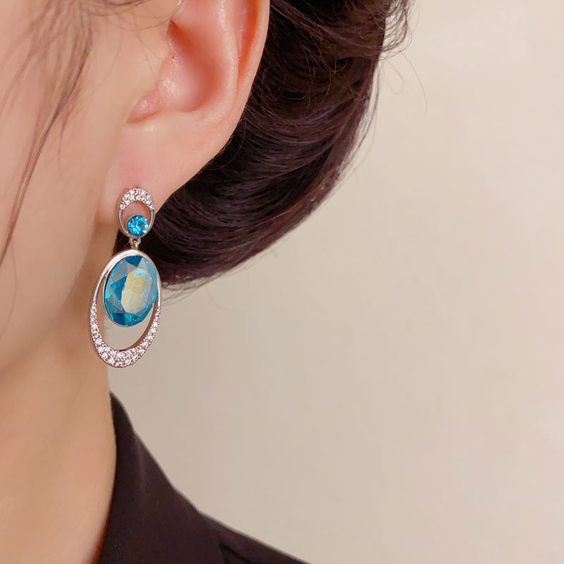Elegant Zircon Crystal Oval Drop Earrings – Geometric Design