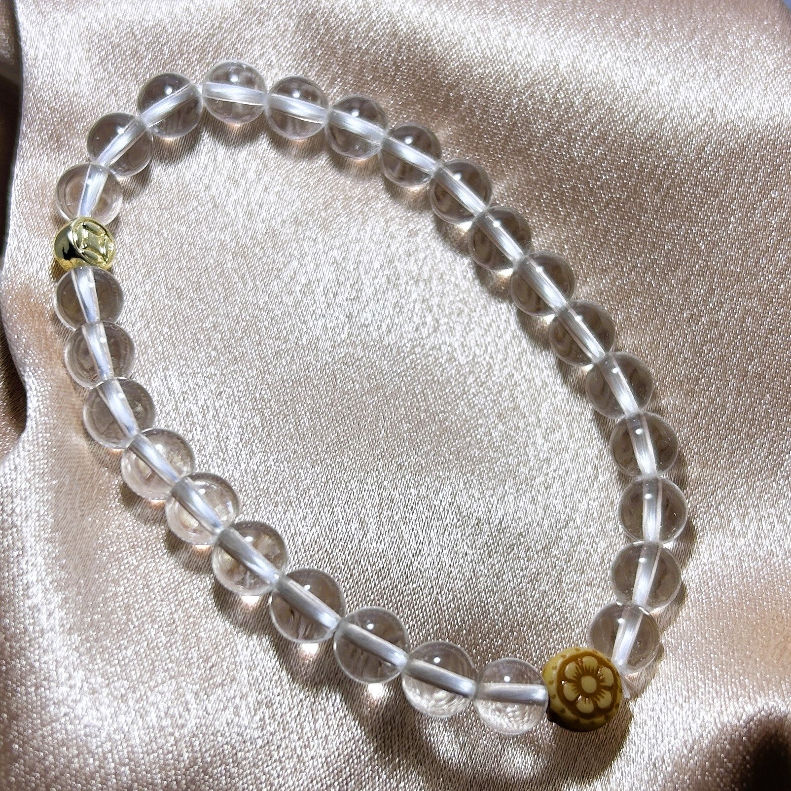 Pure skies:white crystal healing bracelet