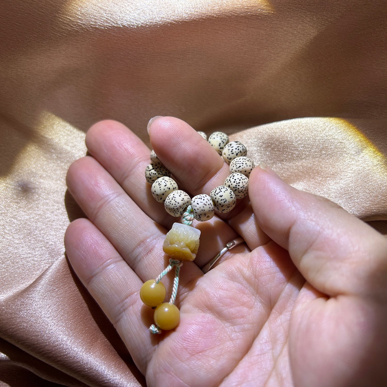 Embracing Serenity: Exploring the Therapeutic Power of Bodhi Prayer Beads