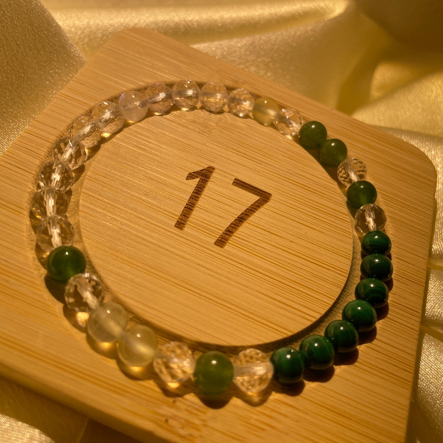 Explore the magical Crystal bracelet: Balancing energy, igniting wisdom