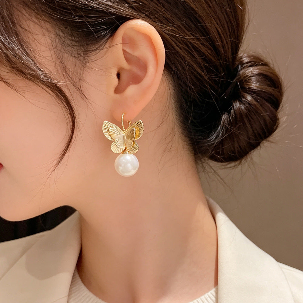 Eaioncol Butterfly Pearl Drop Earrings Gold 2