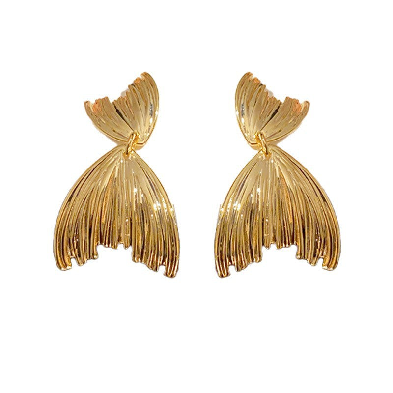 Eaioncol Geometric Fish Tail Drop Earrings Gold