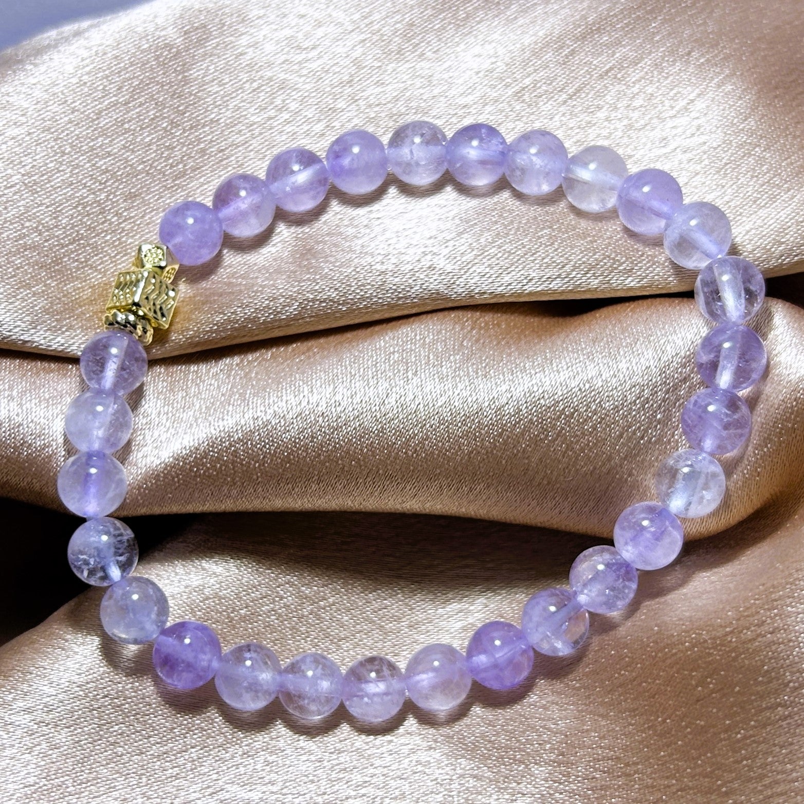 Lavender shelter:amethyst Crystal healing bracelet