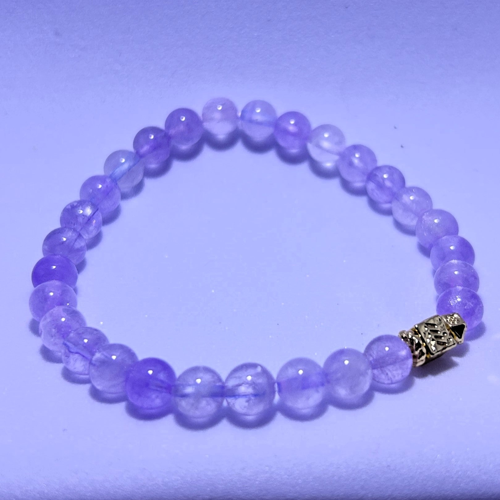 Lavender shelter:amethyst Crystal healing bracelet