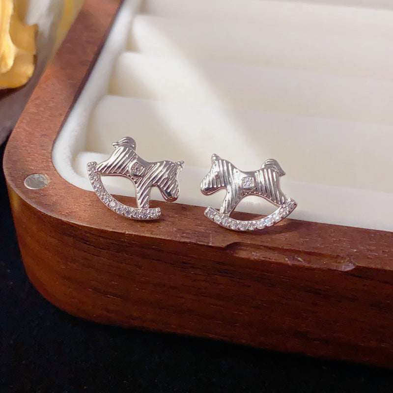 Luxury Zircon Metal Horse Stud Earrings – Animal Design