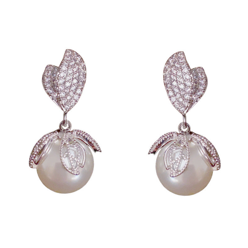 Elegant Zircon Leaf Pearl Drop Earrings – Floral Design