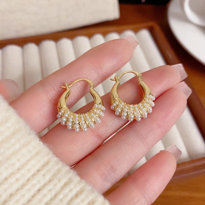 Elegant Pearl Bag Geometric Hoop Earrings – French Retro Design