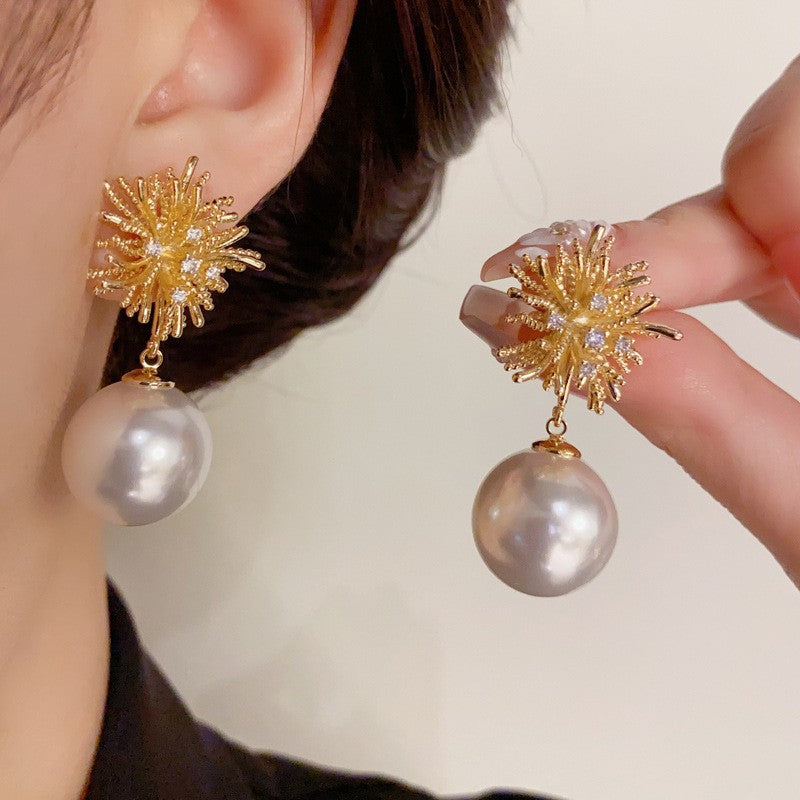 Eaioncol Geometric Petal Pearl Drop Earrings Gold