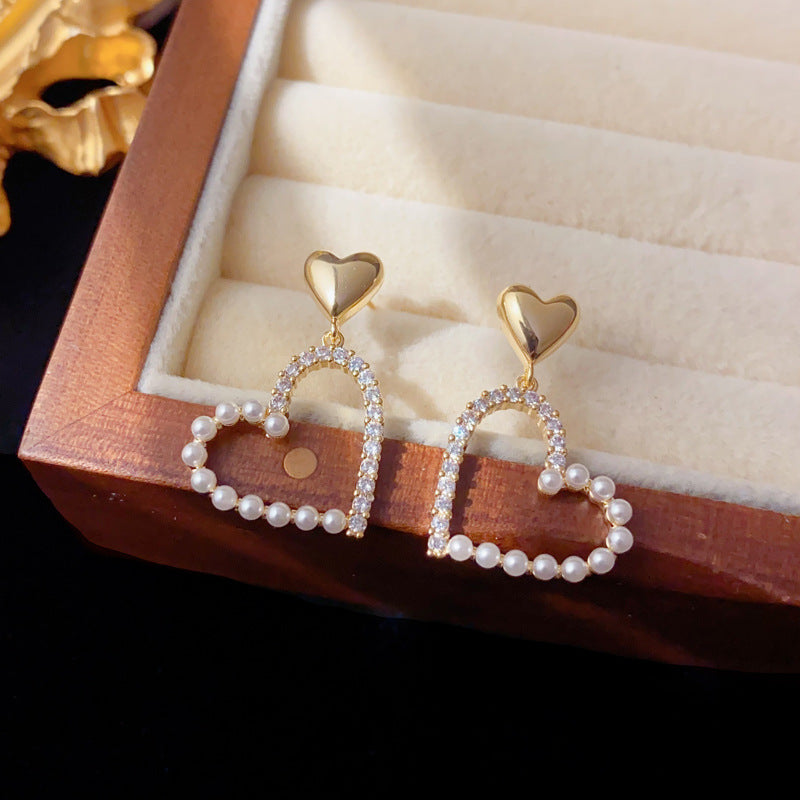 Elegant Zircon Pearl Heart Drop Earrings – French Romantic Design