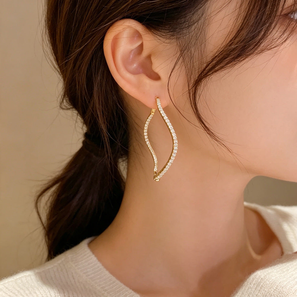 Eaioncol Full CZ Irregular Hoop Earrings Gold
