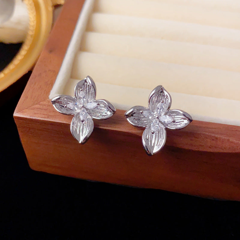 Elegant Zircon 3D Metal Petal Stud Earrings – Floral Design