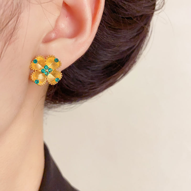 Elegant Green Zircon Four-Leaf Flower Stud Earrings – Floral Design