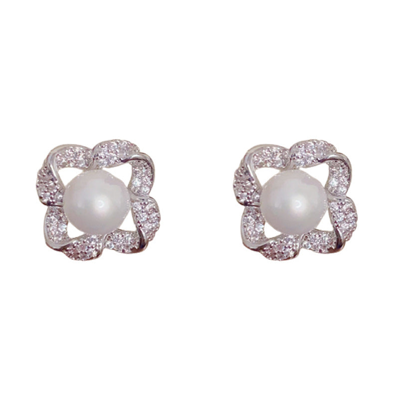 Eaioncol Petal Zircon Pearl Stud Earrings Gold