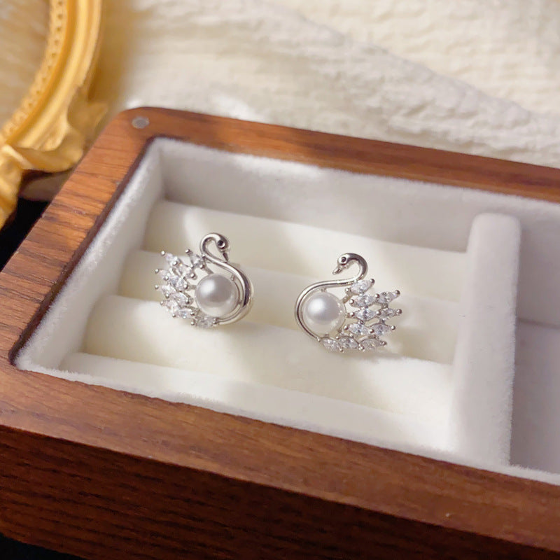 Luxury Zircon Pearl Swan Stud Earrings – Animal Design
