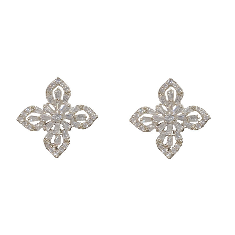 14K Gold-Plated Zircon Four-Leaf Clover Earrings - Sparkling Elegance