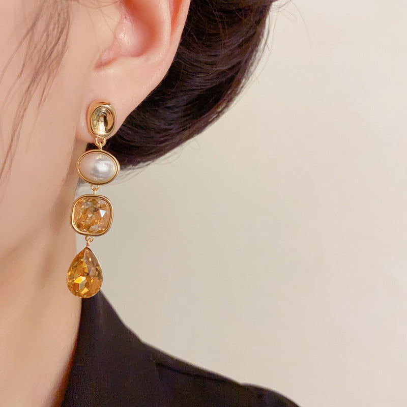 Luxury Geometric Pearl Teardrop Tassel Earrings – Elegant Design