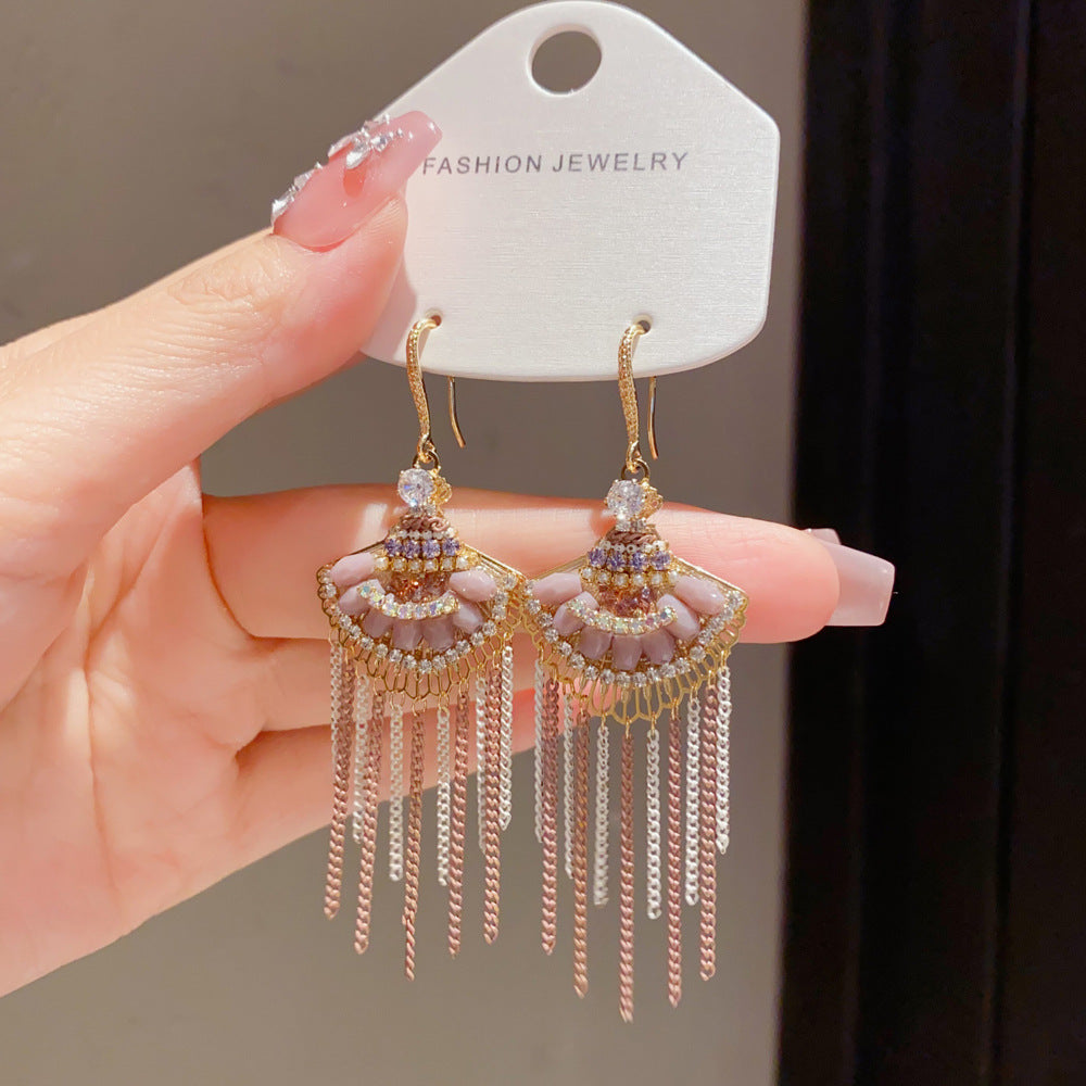 Eaioncol Fan Tassel Ear Hooks Earrings Gold