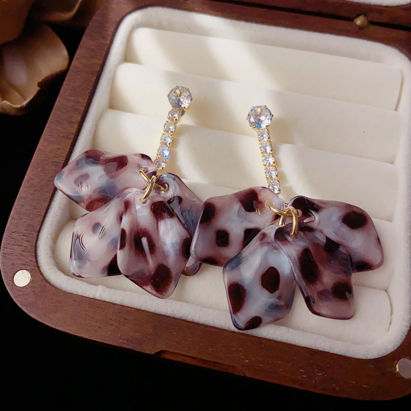 Elegant Zircon Acrylic Petal Drop Earrings – Floral Design