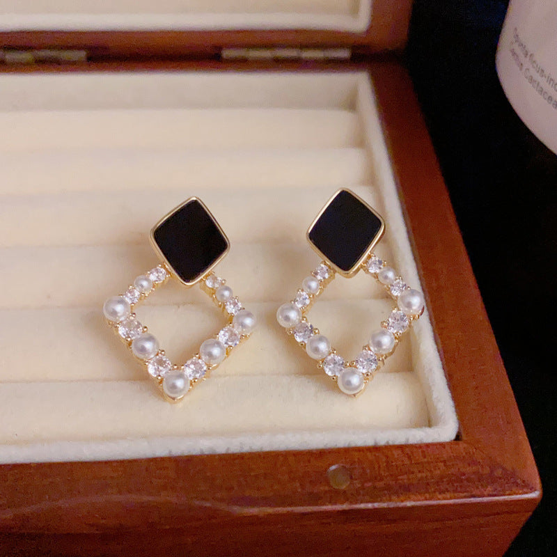 14K Gold-Plated Diamond & Pearl Inlay Rhombus Earrings - Chic Design