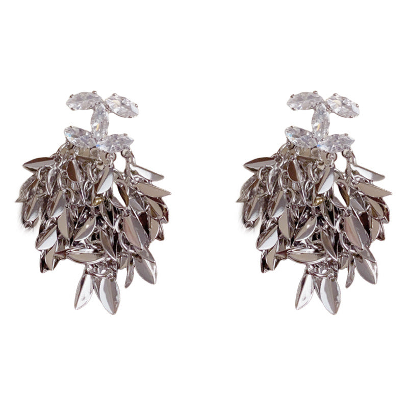 Luxury Zircon Metal Leaf Tassel Drop Earrings – Elegant Floral Design
