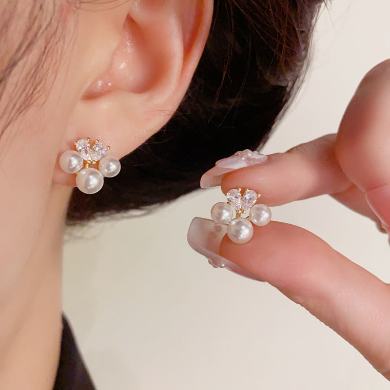 Luxury Zircon & Pearl Stud Gold Earrings – Elegant Design