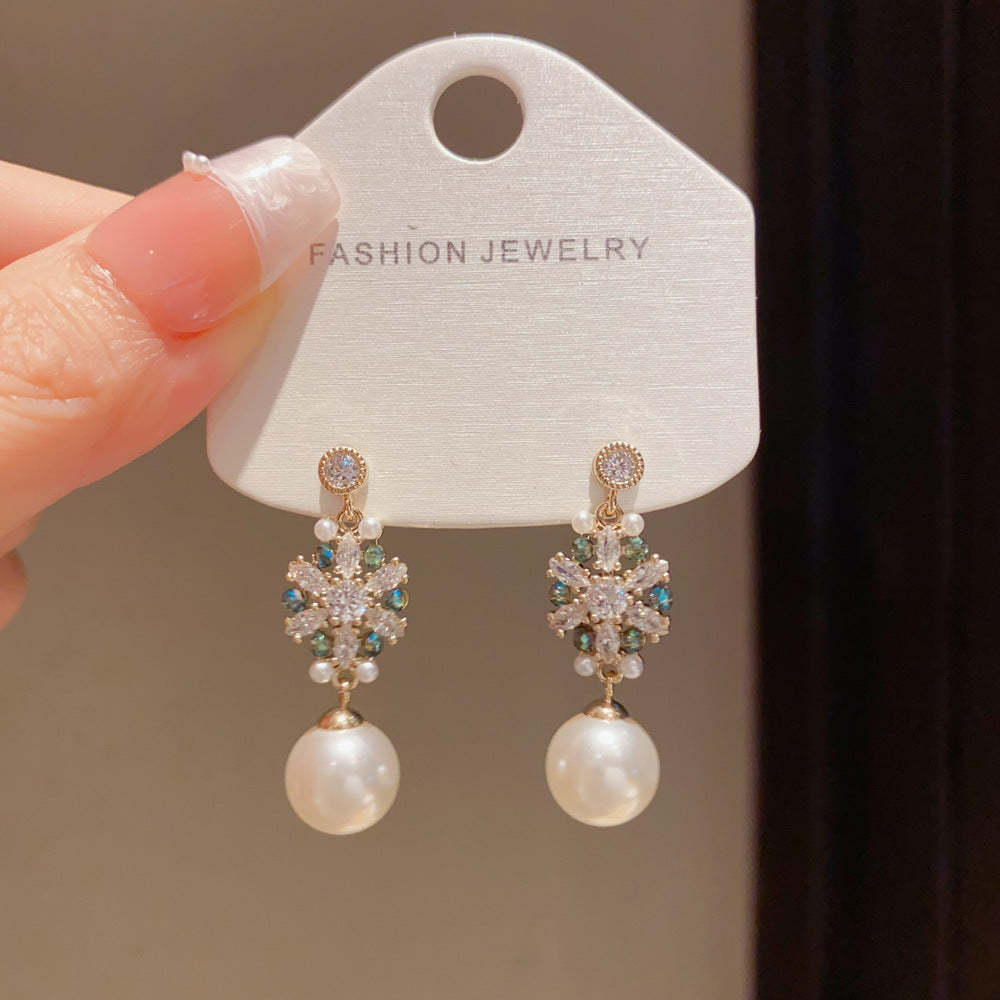 Eaioncol Snowflake Pearl CZ Drop Earrings Gold